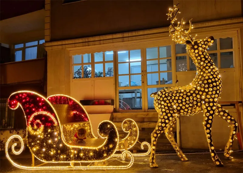 Yılbaşı Işıklı Kızağı